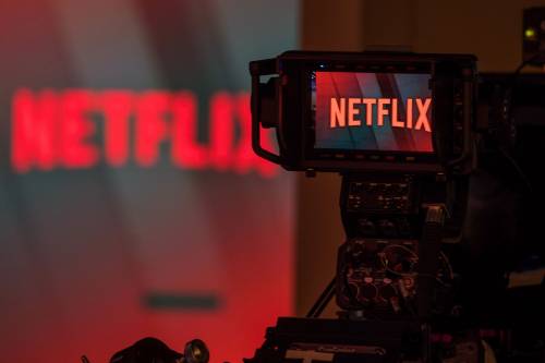 Netflix поддержит деньгами тех, кто потерял работу в индустрии развлечений